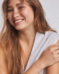 Ari Heart Gold Delicate Chain Bracelet in Bubblegum Pink Lab Grown Opal