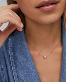 Ashton Gold Pendant Necklace in White Pearl