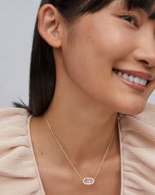 Elisa Gold Pendant Necklace in Amethyst