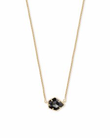 Tess Pendant Necklace in Gold