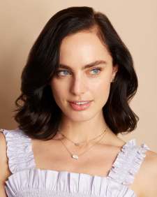 Ever Pendant Necklace in Gold