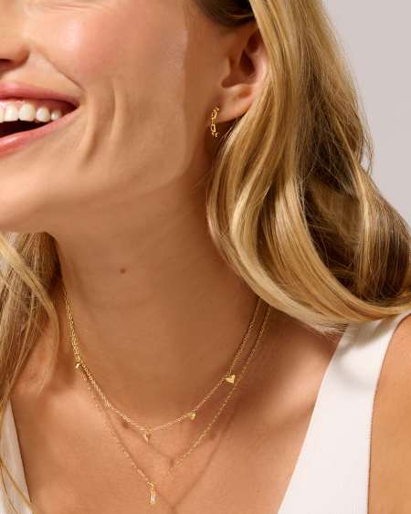 Phoebe Gold Short Pendant Necklace in White Crystal