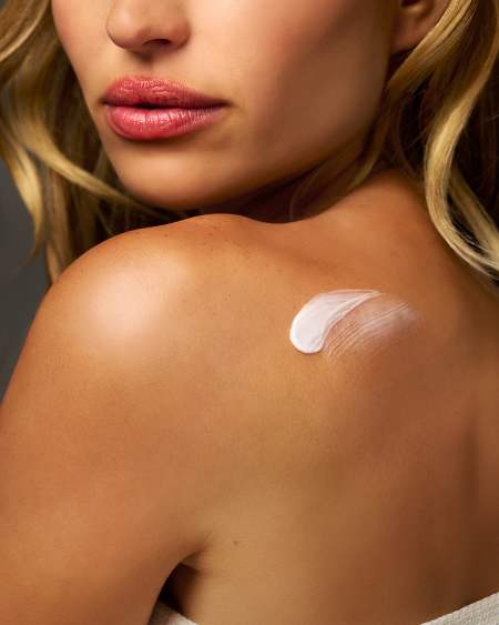 Body Milk in Jade Blossom