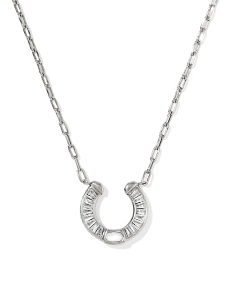 Noble Horseshoe Vintage Silver Short Pendant Necklace