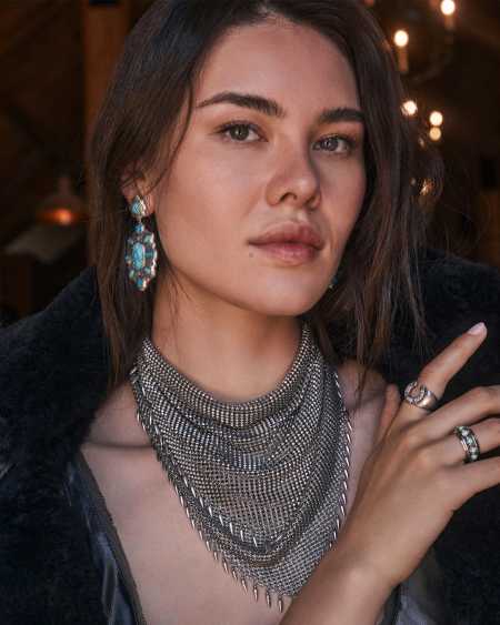 Keziah Vintage Silver Statement Bandana Necklace | Kendra Scott