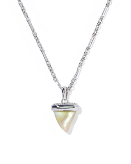 Oleana Silver Short Pendant Necklace 