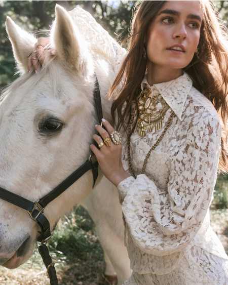 Havana Vintage Gold Cocktail Ring in Iridescent Abalone
