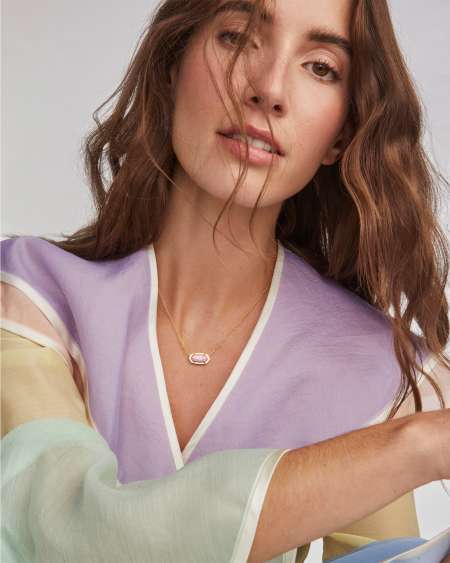 Elisa Gold Short Pendant Necklace