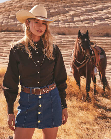 Wrangler® x Yellow Rose by Kendra Scott 70's Fitted Denim Skirt