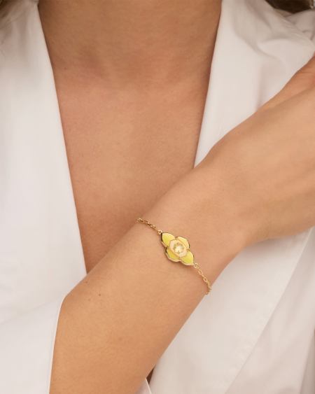 Abbie Medallion Gold Delicate Chain Bracelet