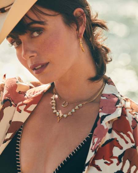 Maggie Huggie Earrings in Vintage Gold