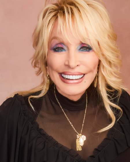 Dolly Parton x Kendra Scott Ari Heart Gold Butterfly Charm Necklace