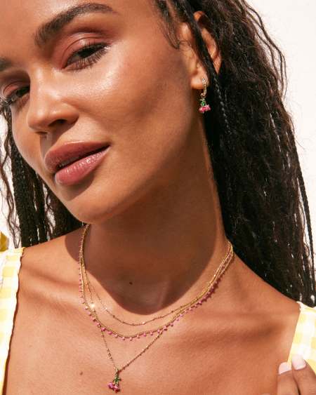 Cherry Gold Short Pendant Necklace in Berry Lab Grown Opal