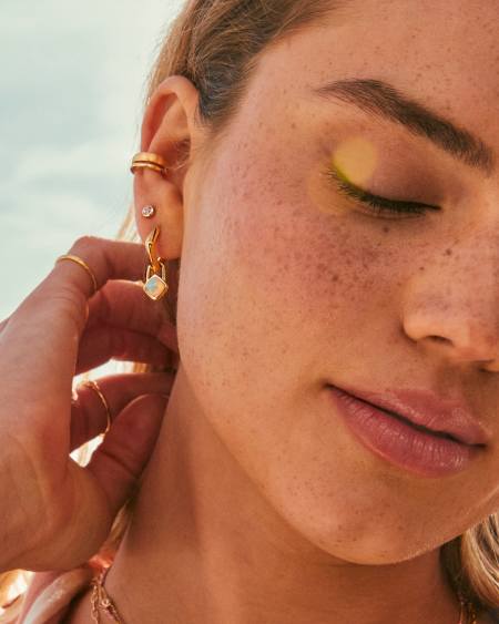 Iva 18k Yellow Gold Vermeil Single Stud Earring in White Topaz