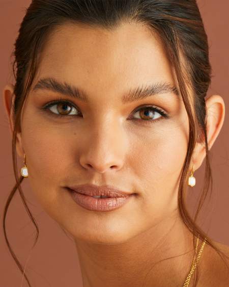 Davis 18k Gold Vermeil Small Drop Earrings in Ivory Mother-Of-Pearl