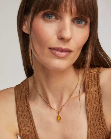 Adeline Vintage Gold Short Pendant Necklace