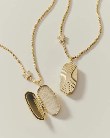 Dolly Parton x Kendra Scott Danielle Gold Locket Necklace