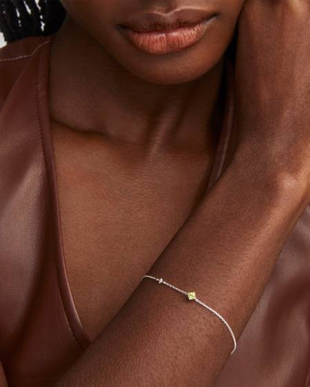 Maisie Sterling Silver Delicate Chain Bracelet in Peridot
