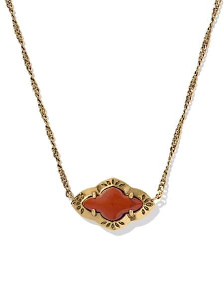 Abbie Vintage Gold Etch Frame Short Pendant Necklace