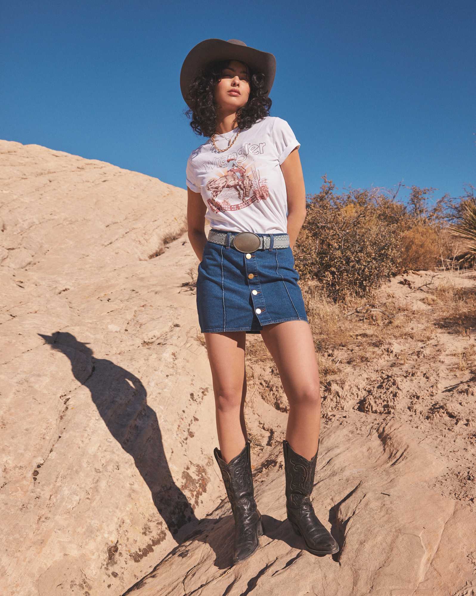 Wrangler® x Yellow Rose by Kendra Scott 70's Fitted Denim Skirt