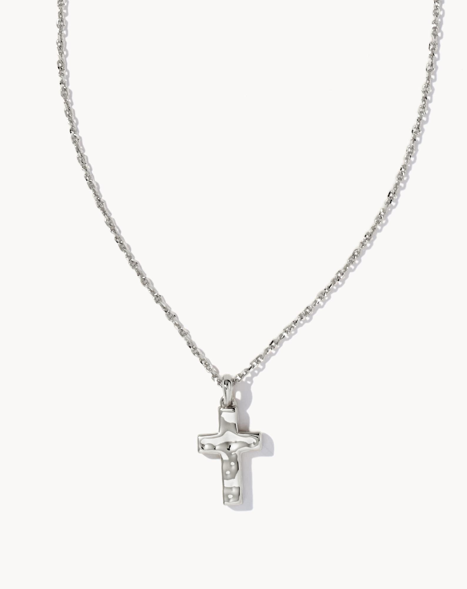 Cross Pendant Necklace in Silver