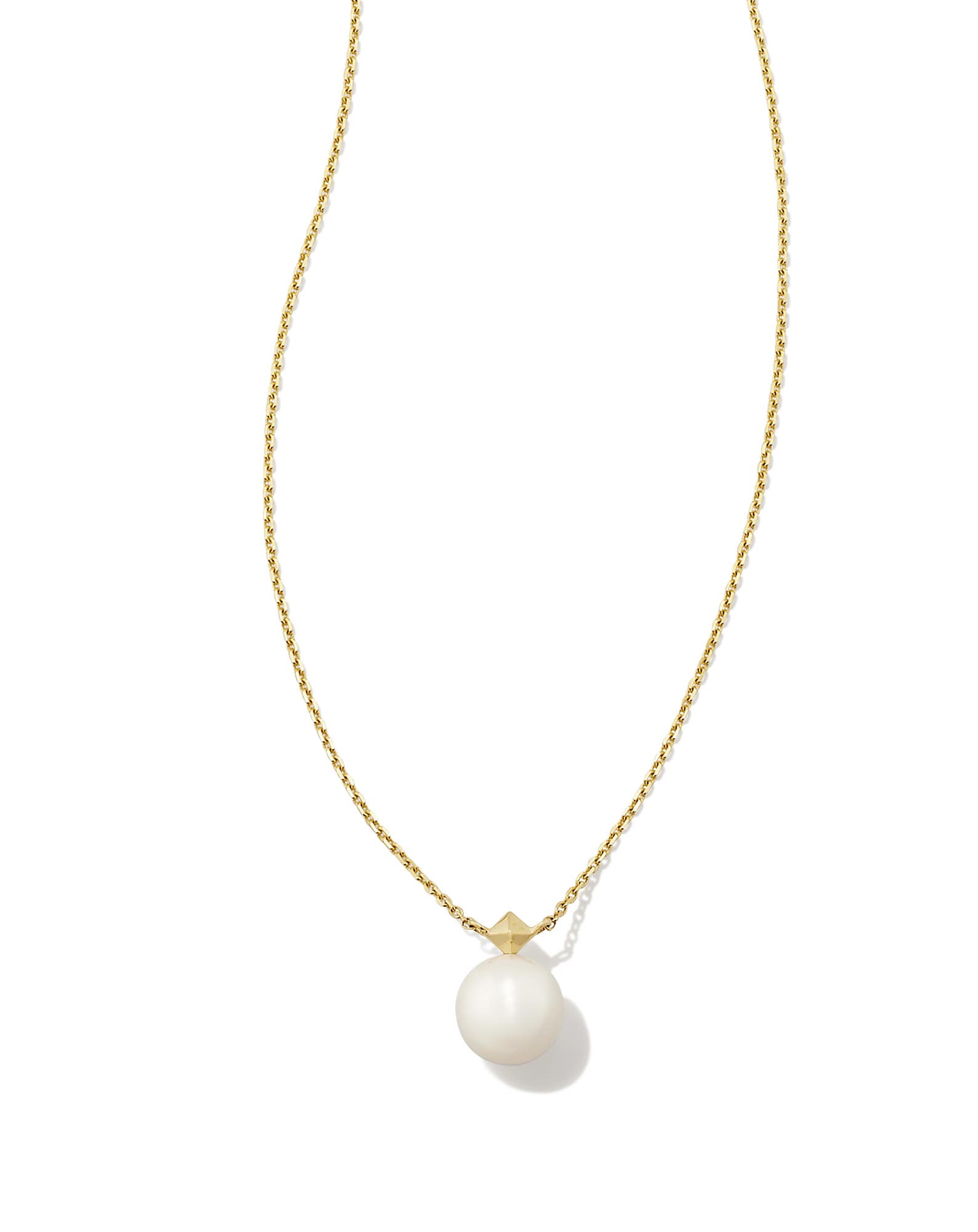 Hadleigh 14k Yellow Gold Pendant Necklace in Freshwater Cultured Pearl