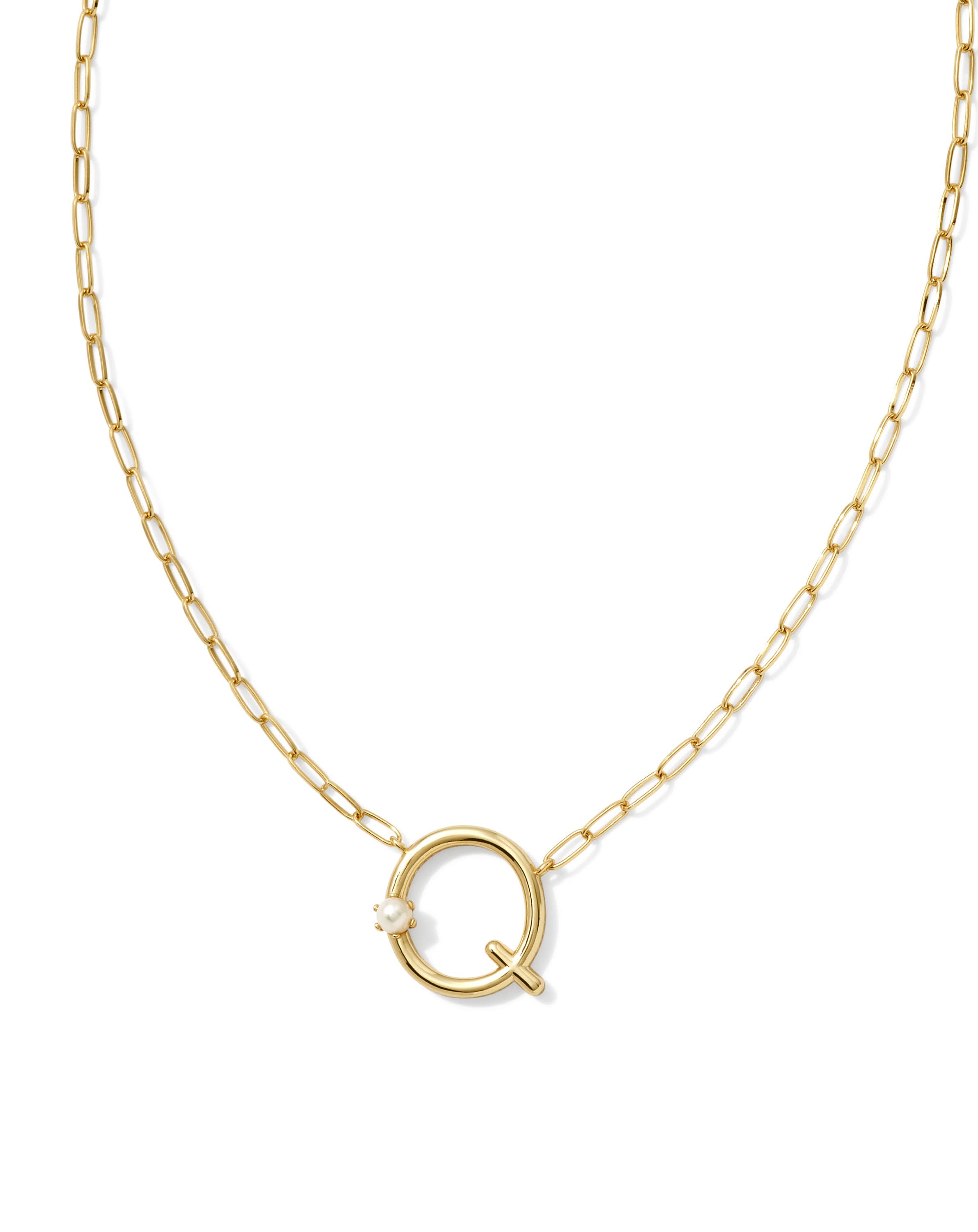 Pearl Gold Letter Q Short Pendant Necklace in Freshwater Cultured Pearl