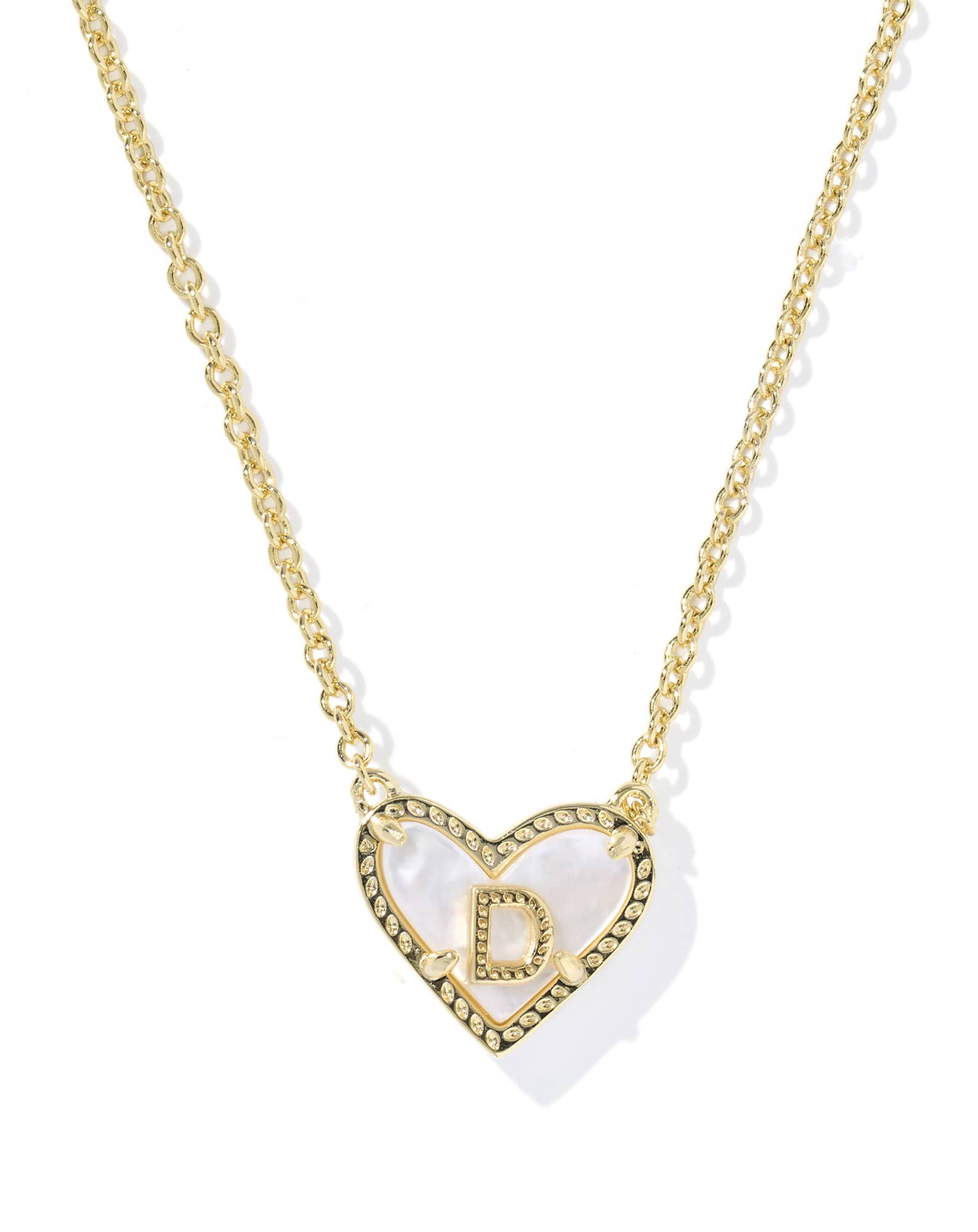 Ari Heart Letter D Gold Short Pendant Necklace