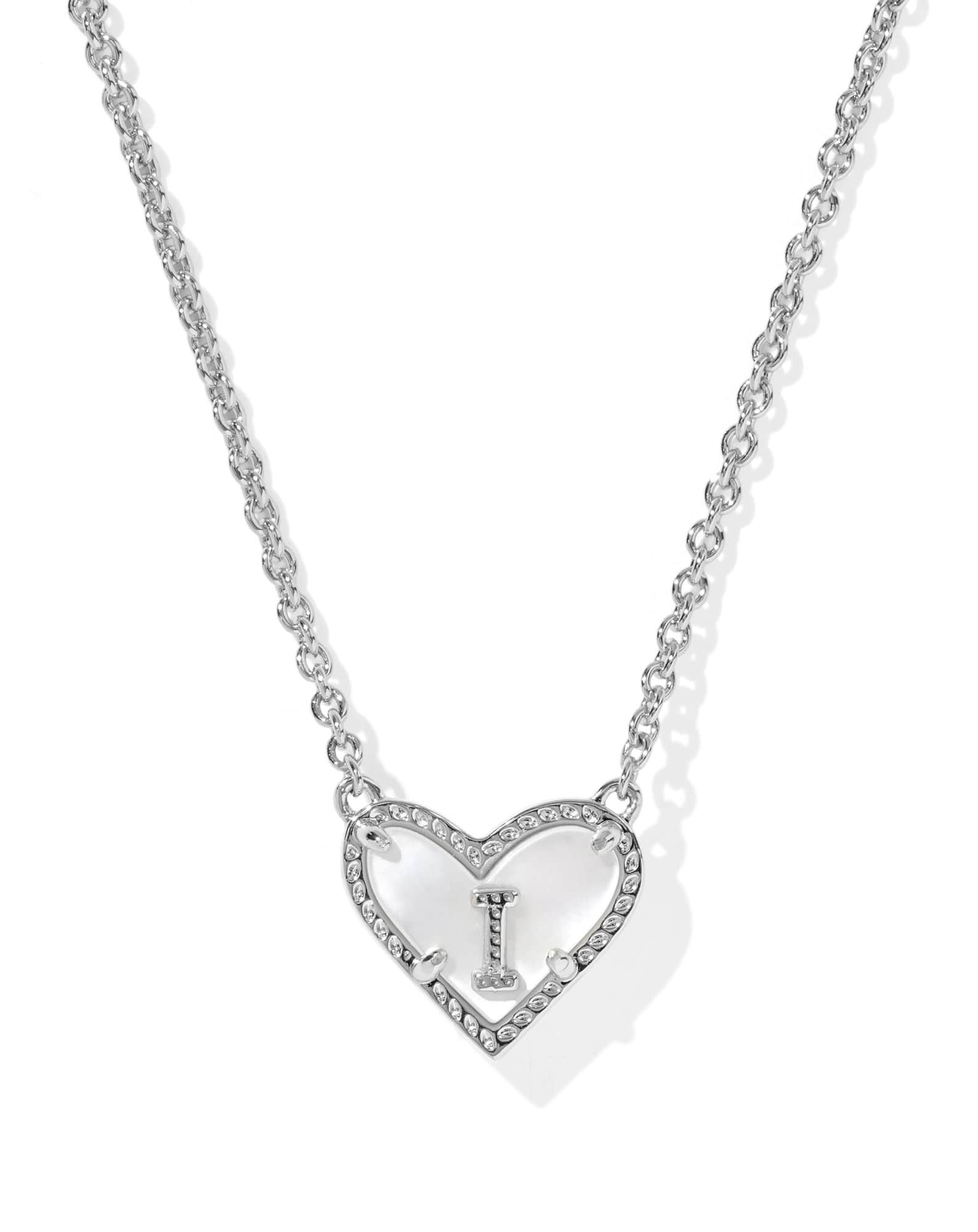 Ari Heart Letter I Silver Short Pendant Necklace