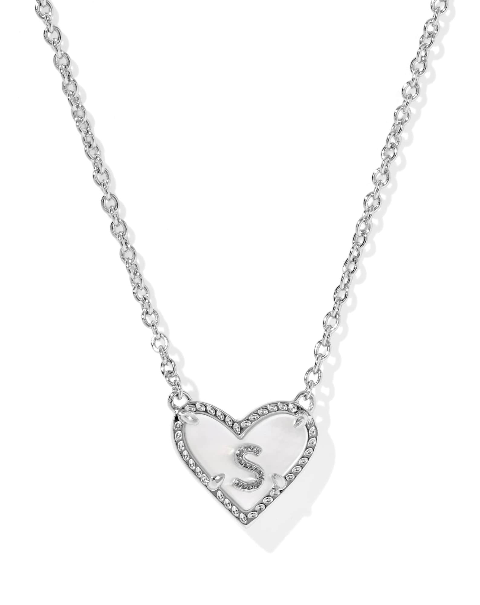 Ari Heart Letter S Silver Short Pendant Necklace