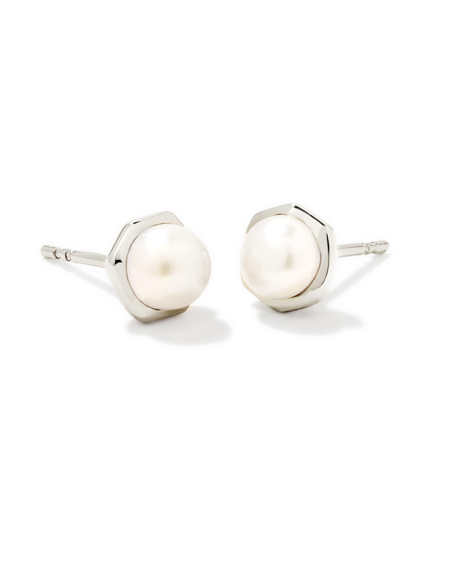 Davie Pearl Sterling Silver Stud Earrings in Freshwater Cultured Pearl