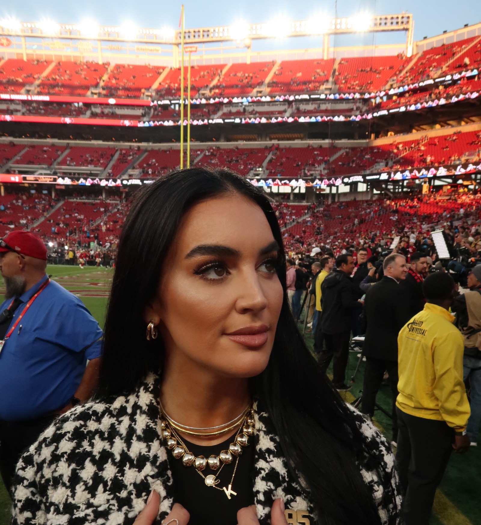 Shop Claire Kittle's Look