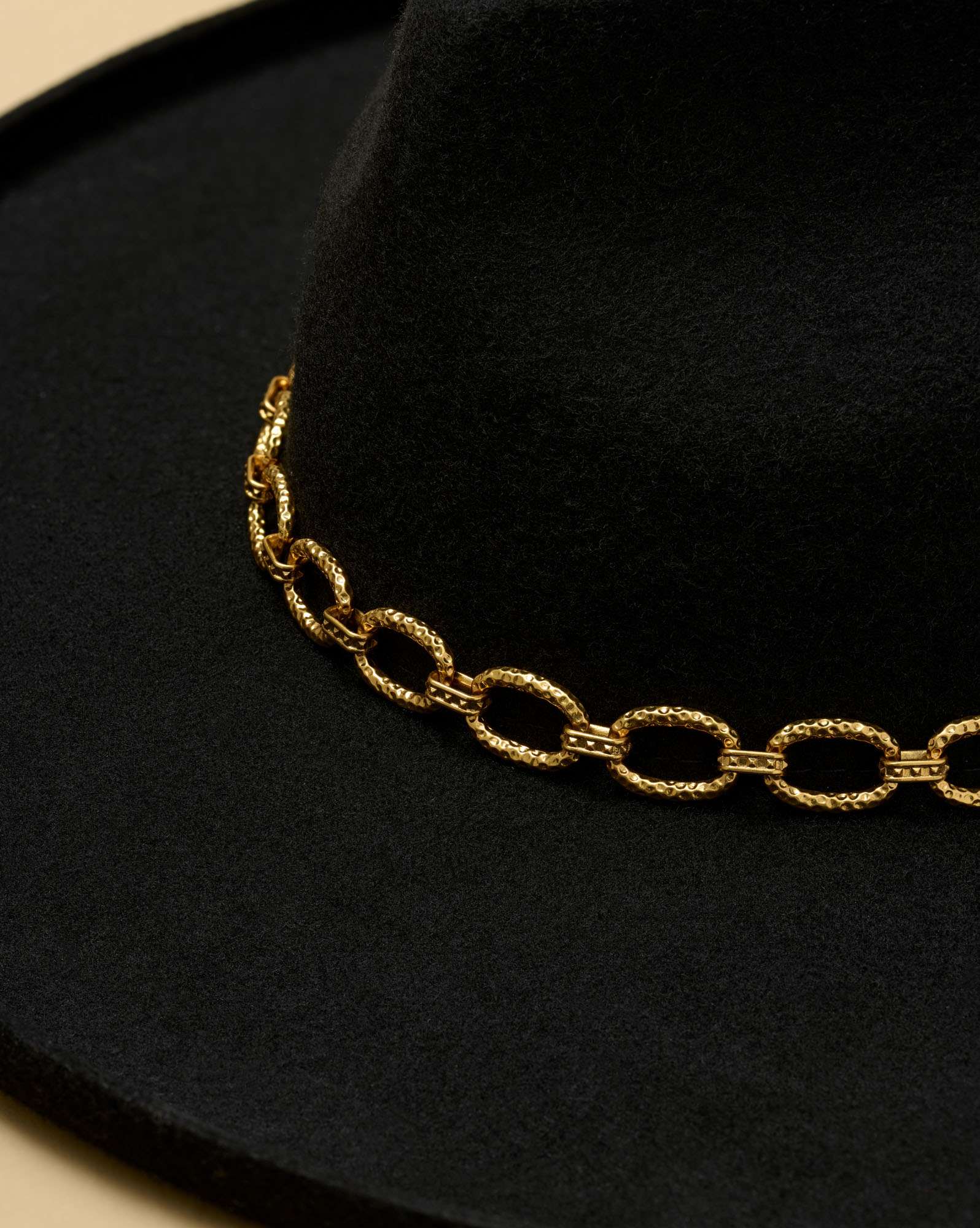 Beau Thick Hat Chain