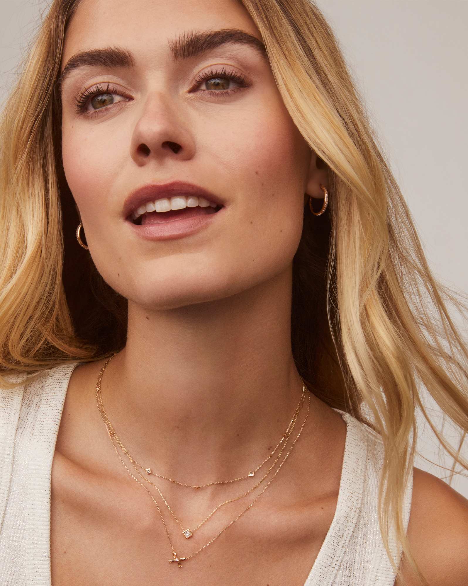 Tiny Bow Pendant Necklace