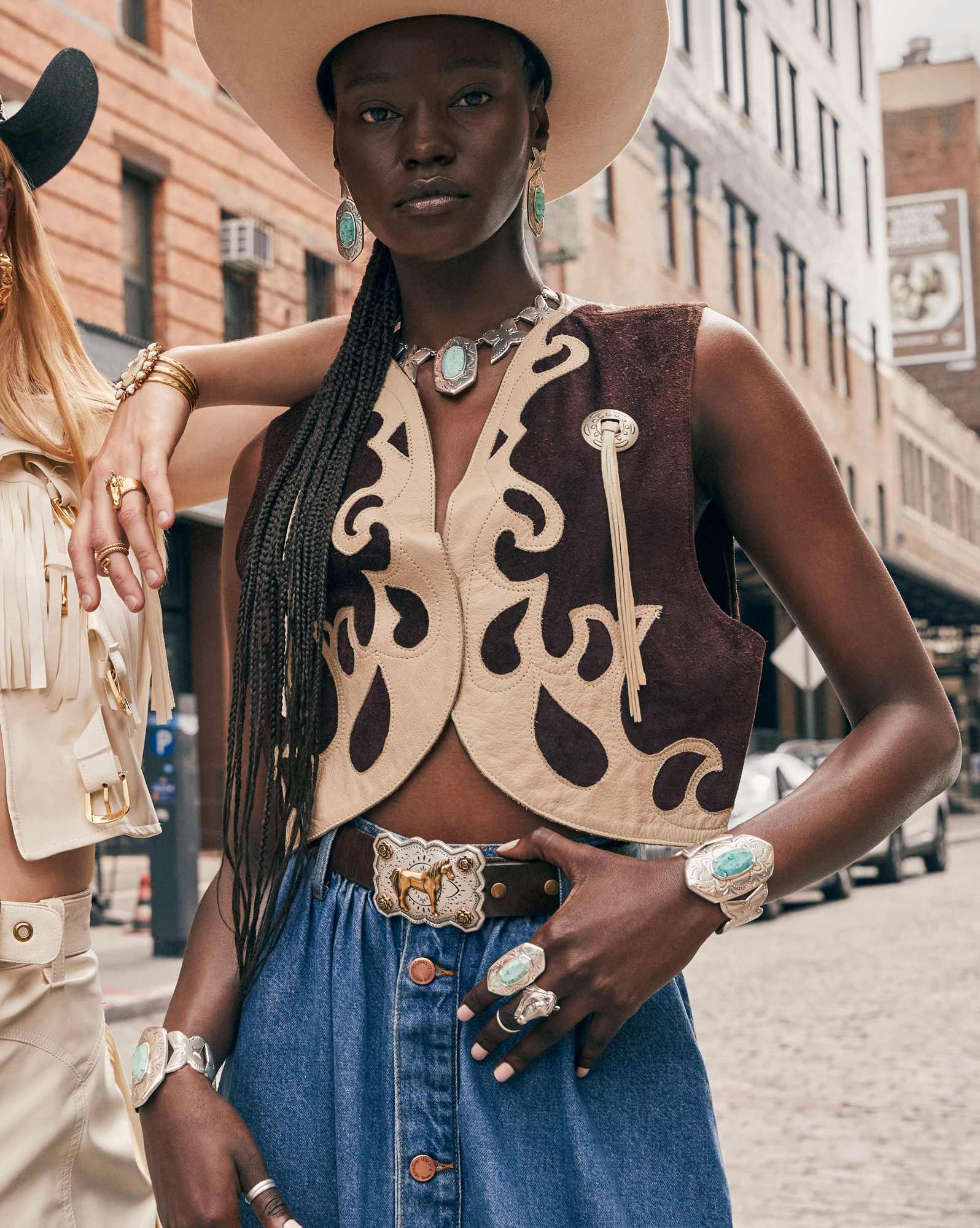 Yellow Rose Equine Belt Buckle in Mixed Metal