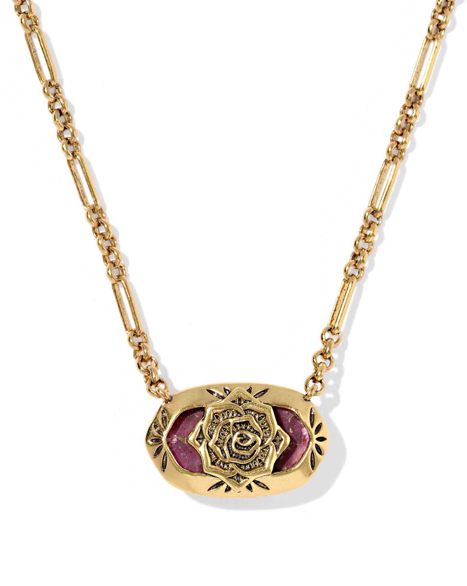 Elisa Vintage Gold Etch Frame Short Pendant Necklace