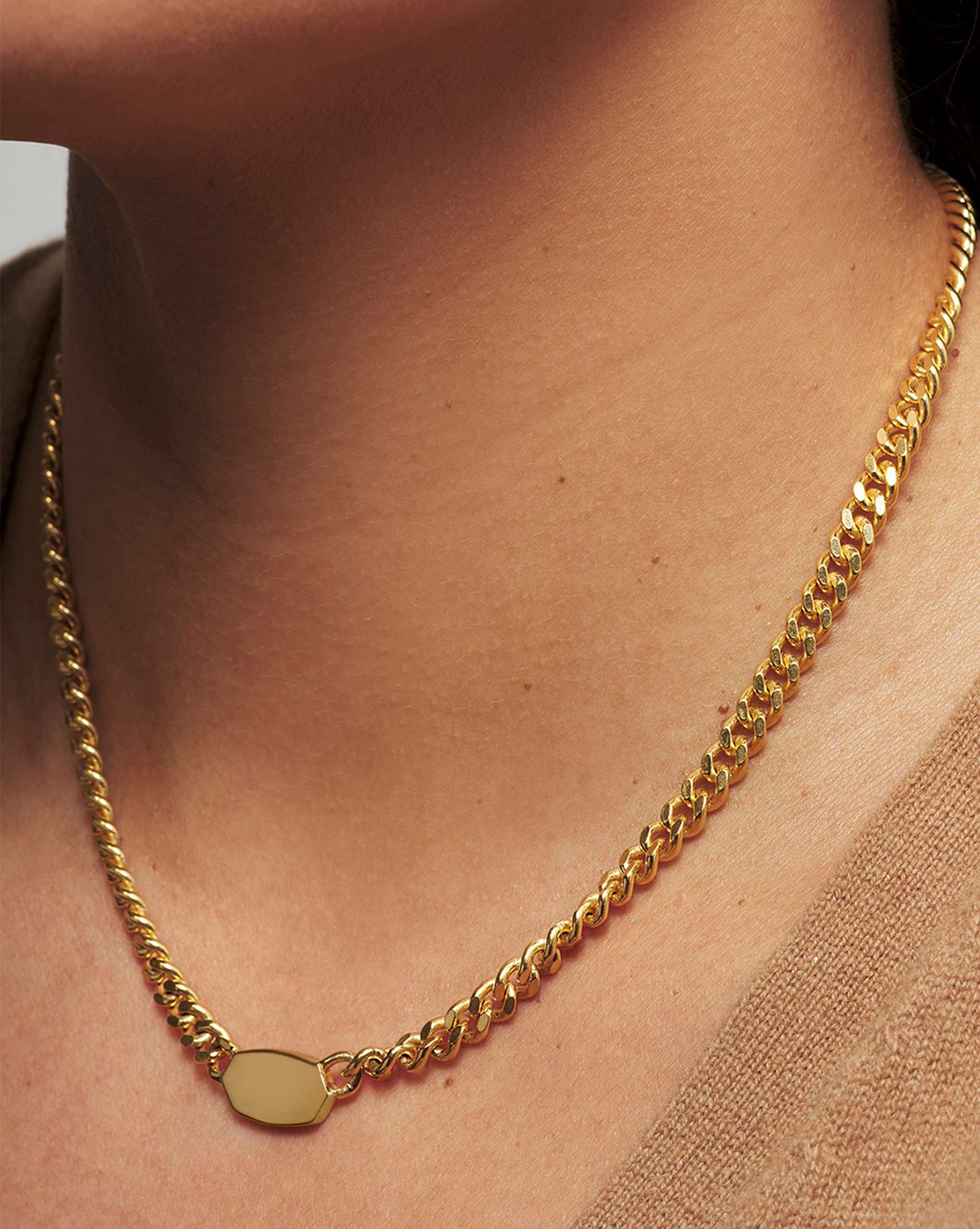 Elisa Curb Chain Necklace in 18k Gold Vermeil