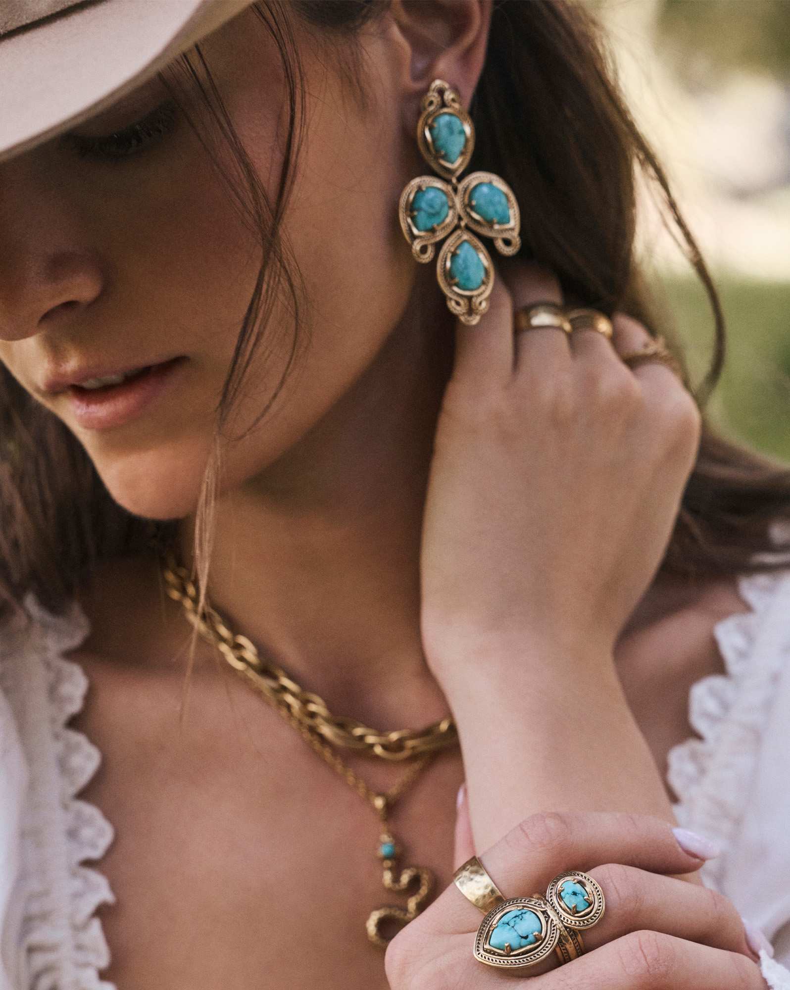 Tedi Vintage Gold Band Ring