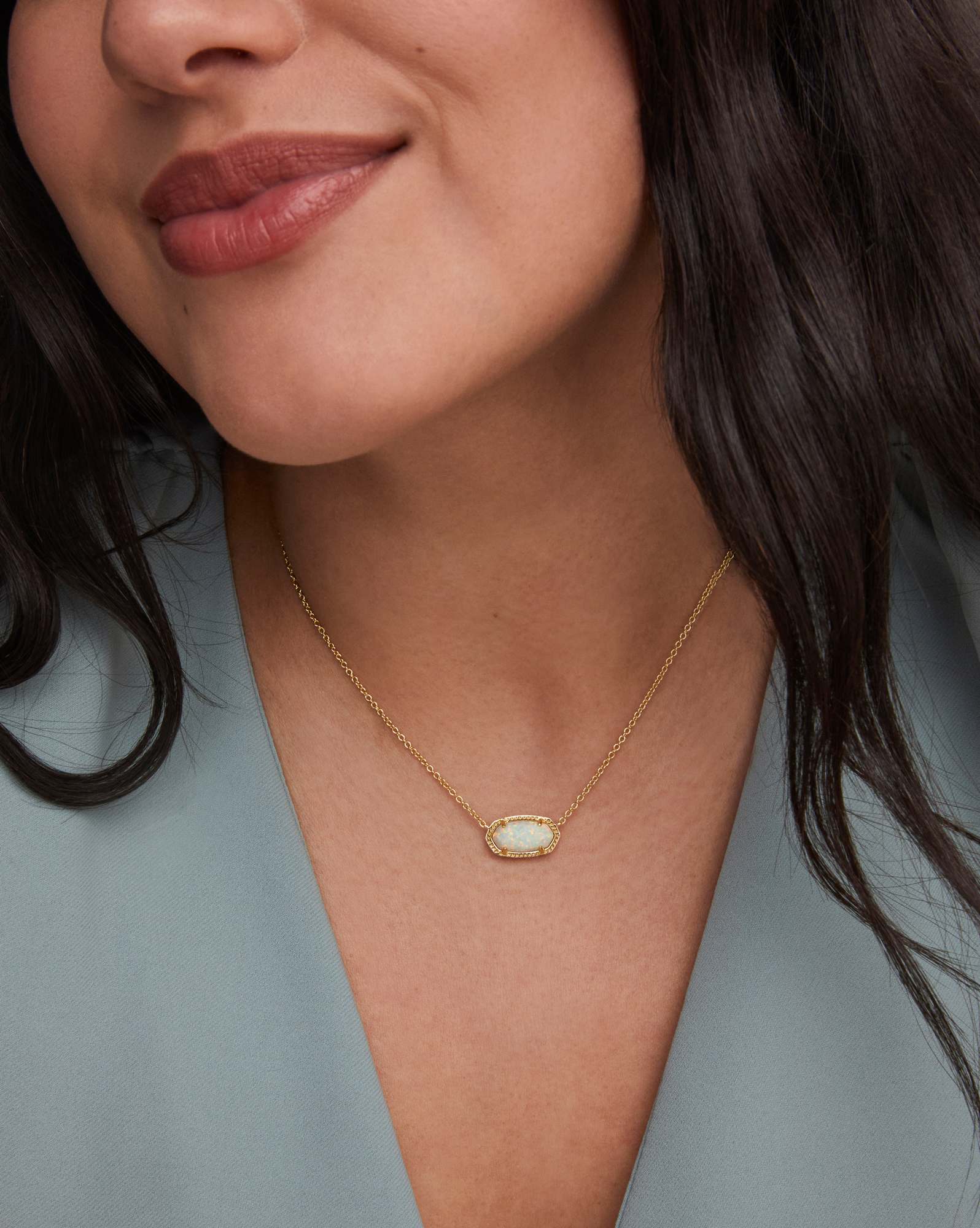 Elisa Gold Short Pendant Necklace