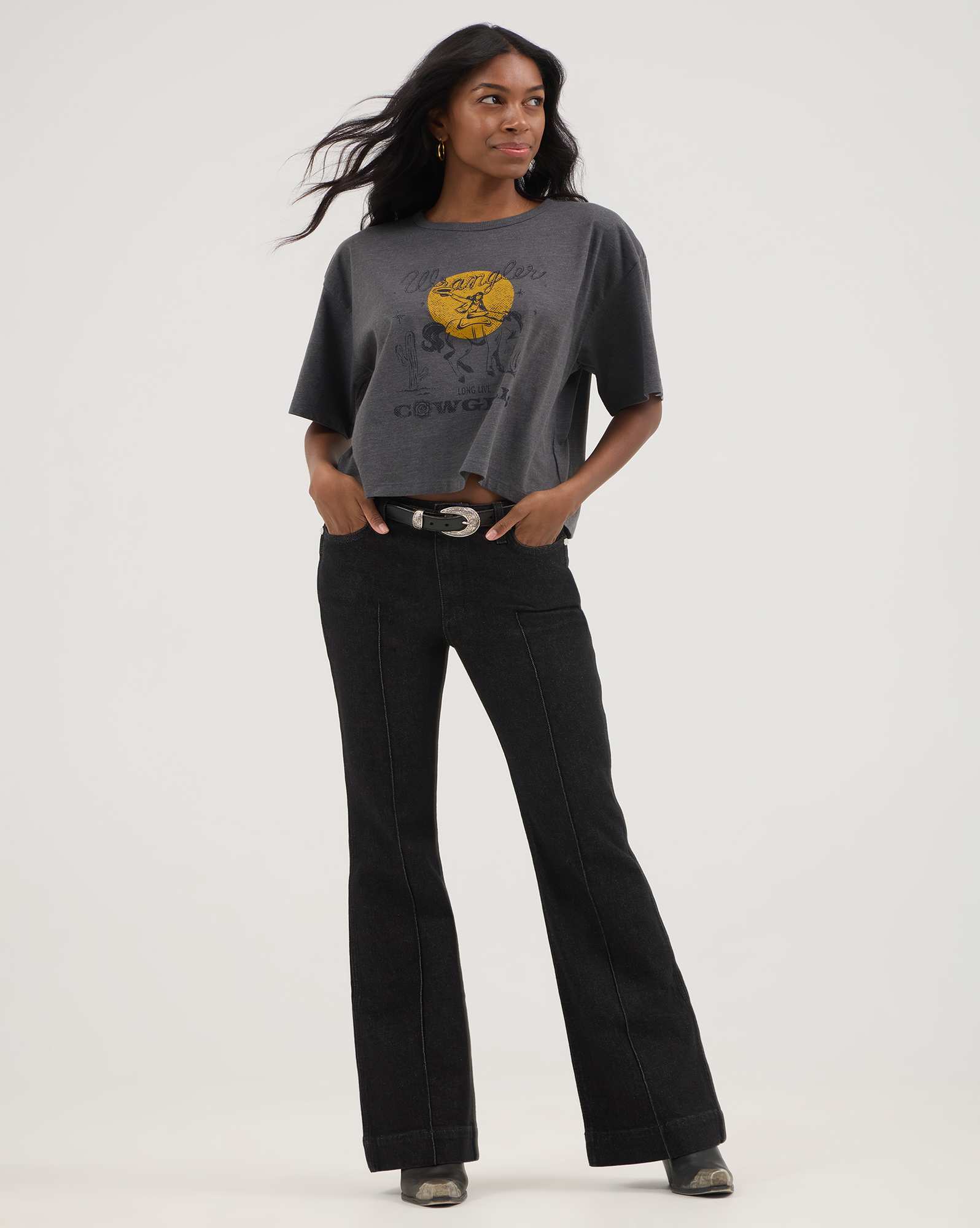 Wrangler® x Yellow Rose by Kendra Scott Cropped Graphic Tee