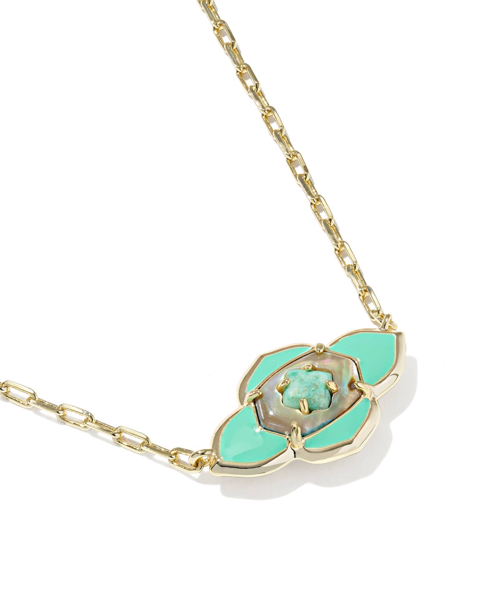 Abbie Medallion Short Pendant Necklace