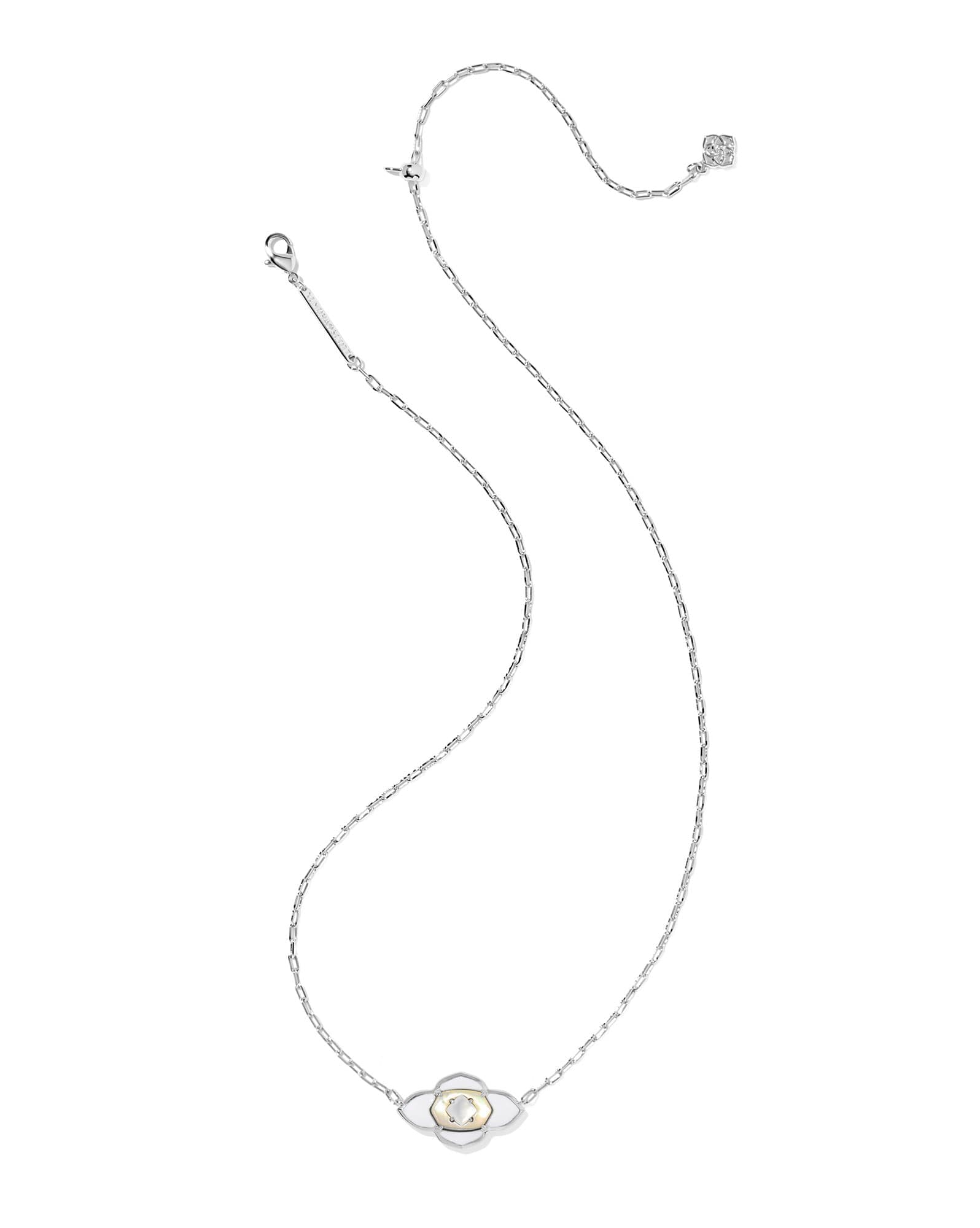 Abbie Medallion Silver Short Pendant Necklace