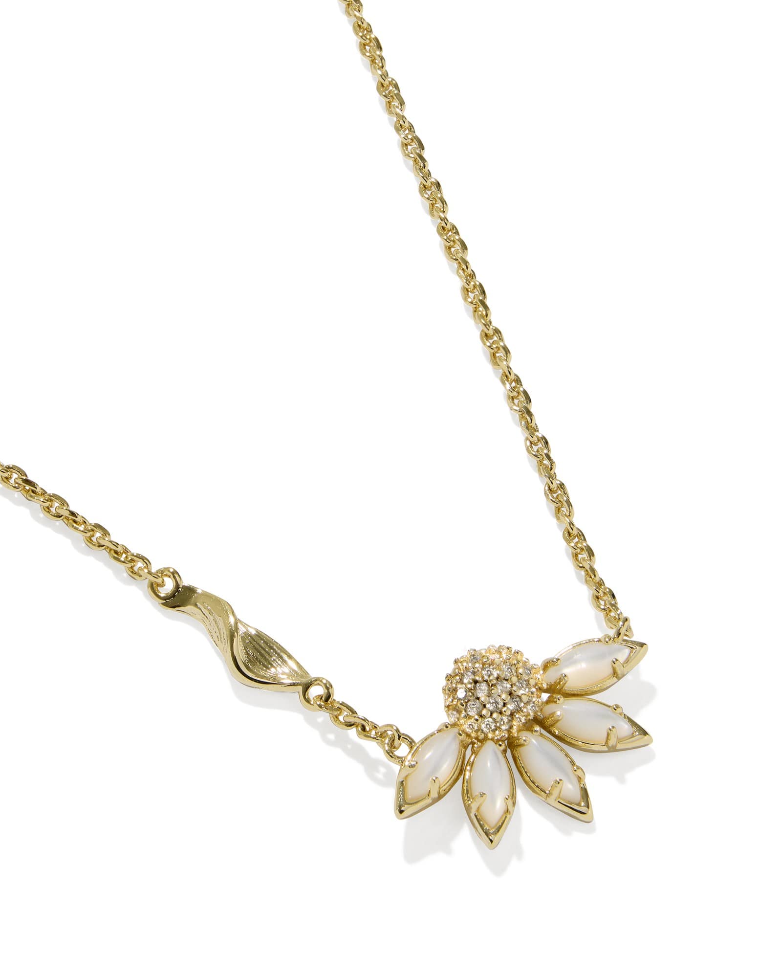 Anya Flower Gold Short Pendant Necklace