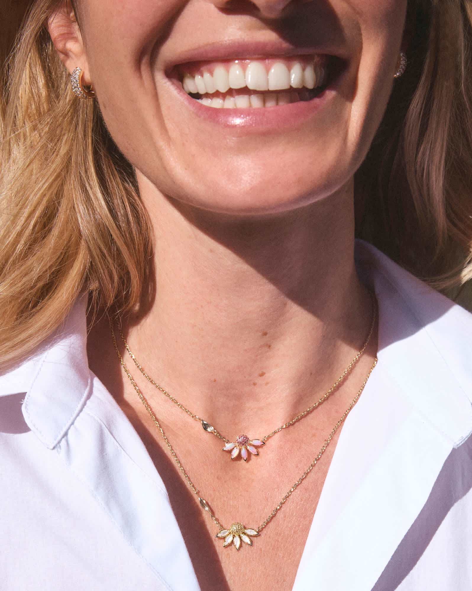 Anya Flower Gold Short Pendant Necklace