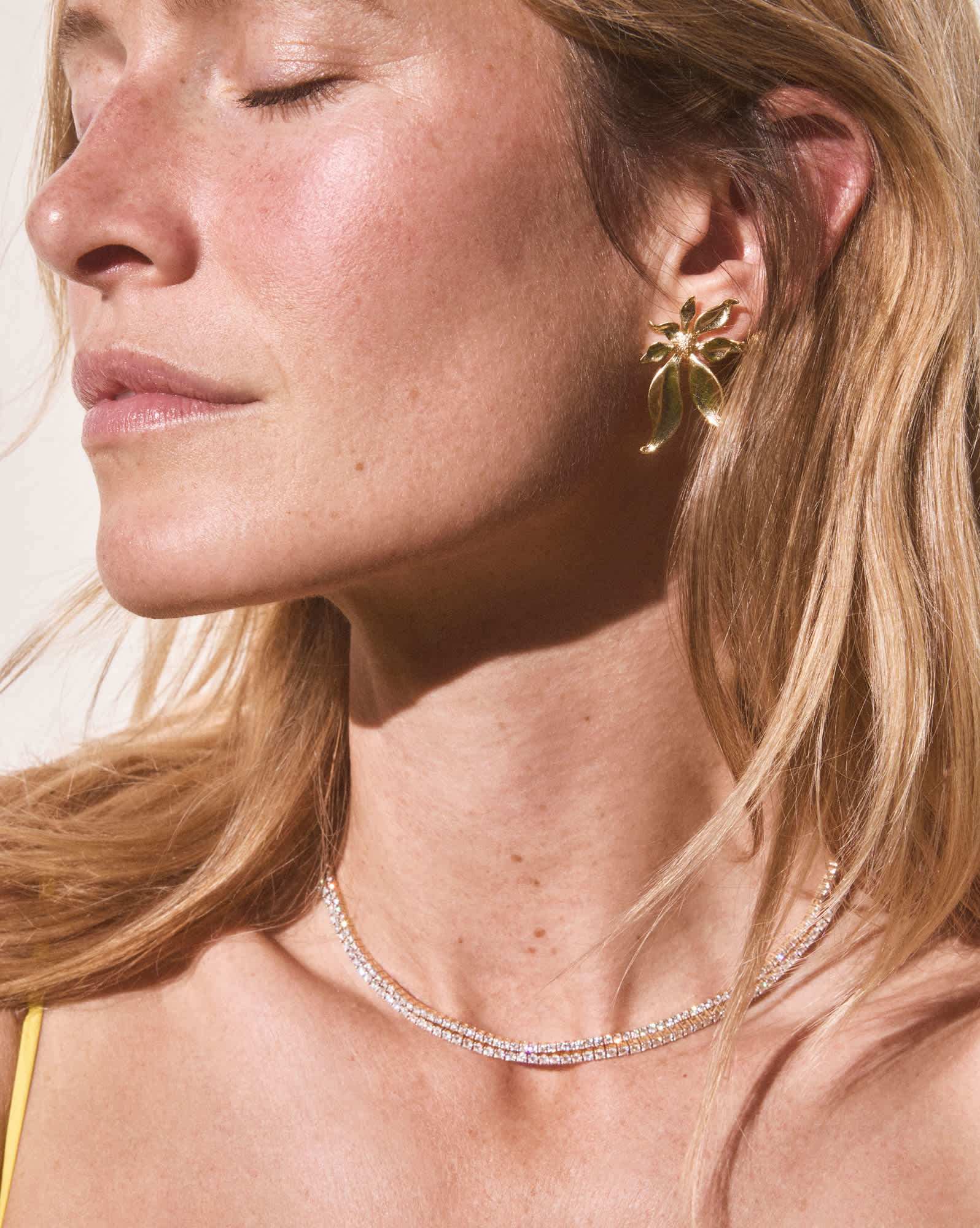 Anya Flower Gold Stud Earrings