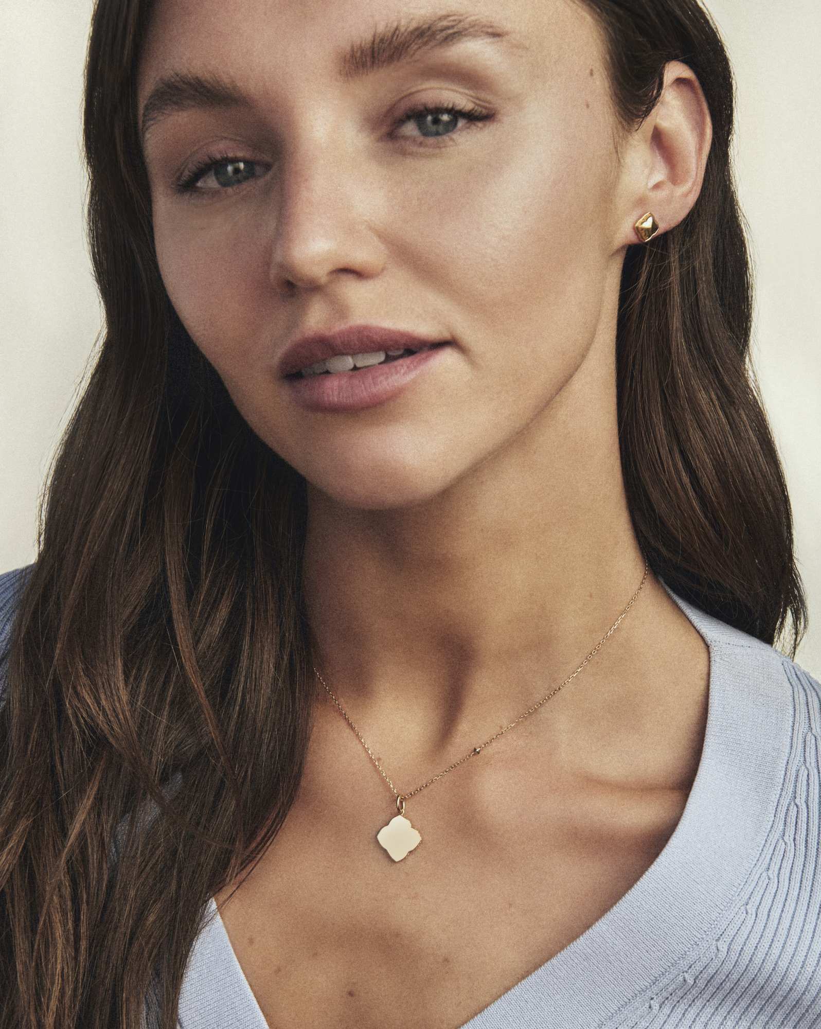 Dira 18k Gold Vermeil Metal Pendant Necklace