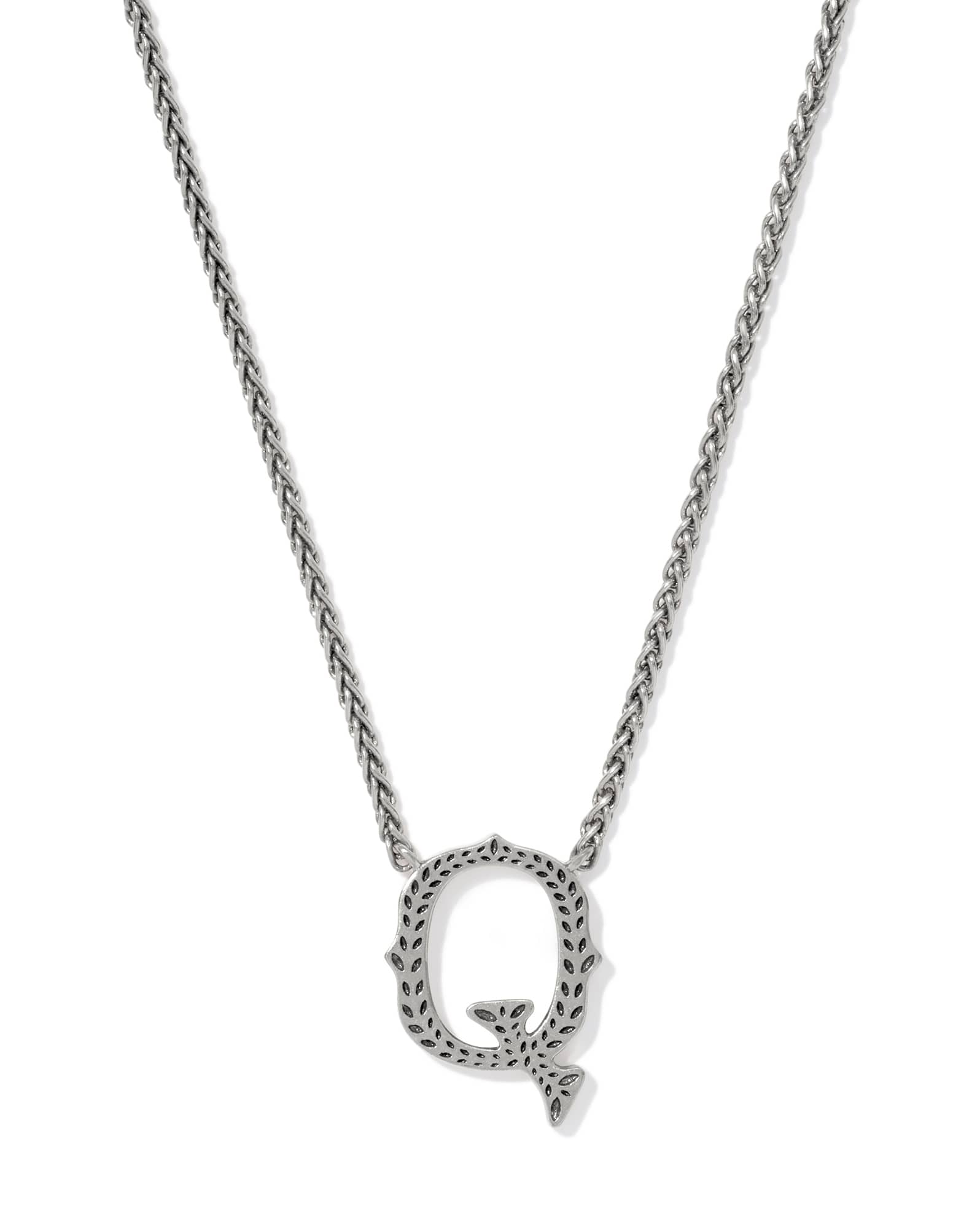 Beau Letter Q Pendant Necklace in Vintage Silver