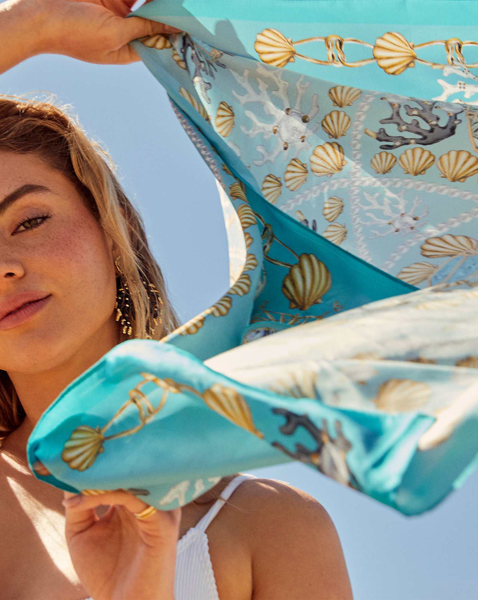 Shea Silk Square in Blue