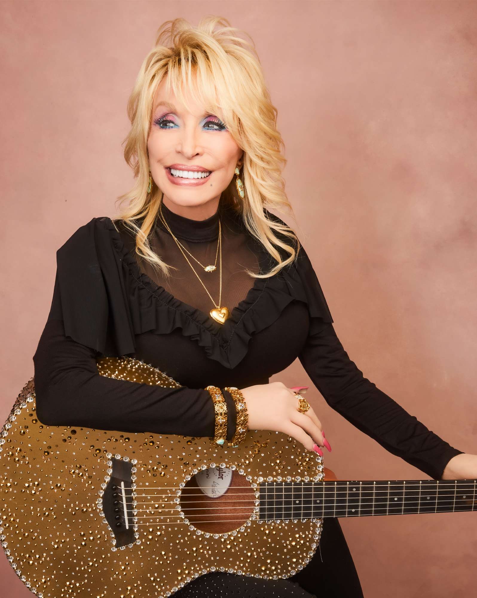 Dolly Parton x Kendra Scott Locket Long Pendant Necklace