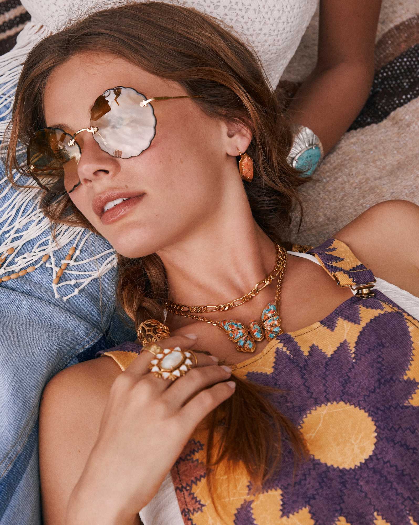 Tessa Vintage Gold Etch Frame Drop Earrings